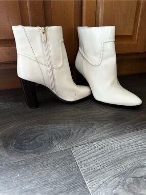Vince Camuto White Leather Ankle Booties with Block Heel